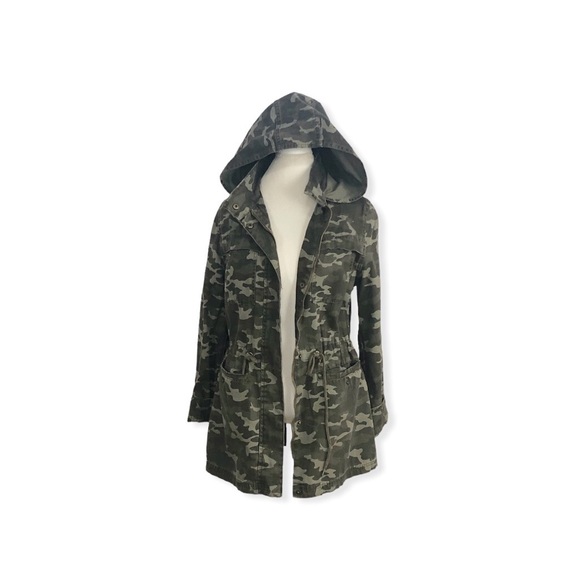 Universal Thread Jackets & Coats Universal Thread Womens Anorak